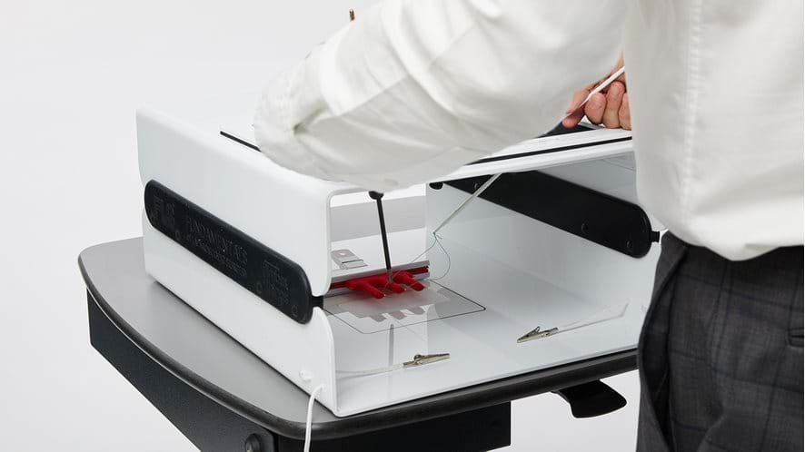 Practice laparoscopic skills with a foam organ inside the FLS Trainer